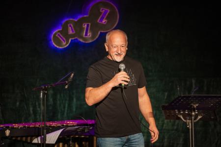 Južnokorejska izvajalka June Yun v KMKC Kompleks (3)